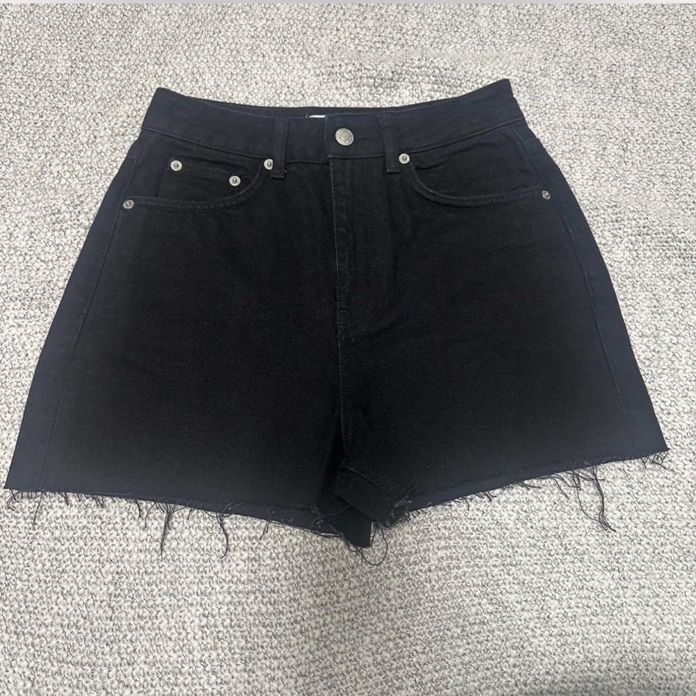 Sleek Black Denim Women's Jean Shorts